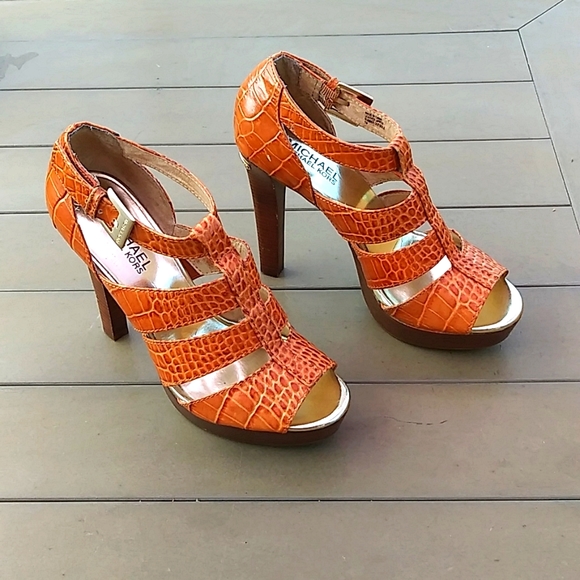 Michael Kors crocodile platforms - Picture 15 of 15